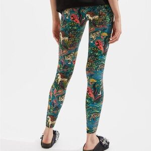 La DoubleJ Leggings Jungle Print Women’s Small